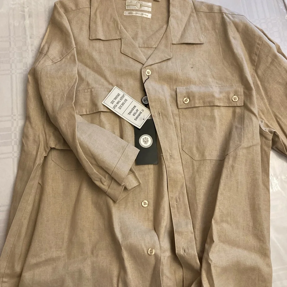 Men’s button down - Picture 7 of 7